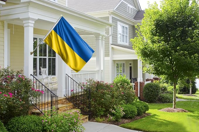 Ukraine Flag 4x6FT Ukrainian National Polyester Flag With 2 Grommets For Patriotic Ukrainian Themed Festival Events Party Decoration (Ukraine, 4x6FT)
