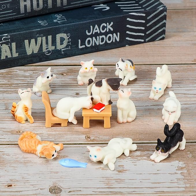 CLYTTE Miniature Cat Figurines for Cat Lovers, Lovely Cute Small Cat Figures Decor, Fairy Garden Tiny Kitten Statue Set Succulent, Mini Terrarium Animal Statues Ornaments for Home Decoration