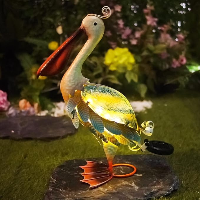 HONGLAND Solar Metal Pelican Statues Garden Sculpture & Statues, Glass Outdoor Pelican Yard Art Coastal Ocean Bird Decor Lawn Ornament for Backyard Porch Patio Decor（19 Inch）