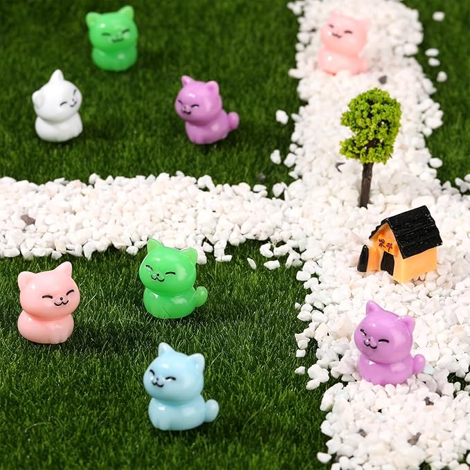 50 Pcs Mini Resin Cats, Miniature Cat Figurines, Cute Small Cat Figures, Tiny Resin Animals Cat DIY Crafts Cake Decor Tiny Home for Micro Landscape Dollhouse Garden