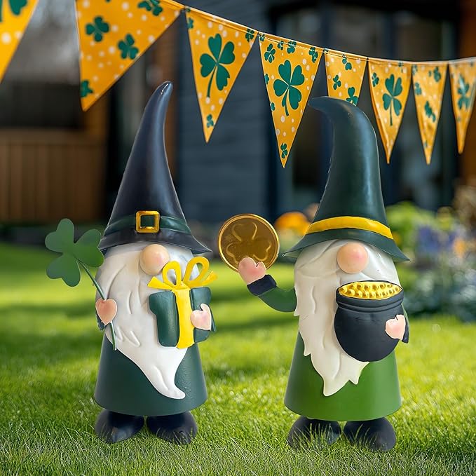 HONGLAND St. Patricks Day Decorations Outdoor Green Gnomes, Metal Gnomes Figurine Irish Leprechaun St Patricks Day Decor, Luck Shamrock Gnome for Home Outside Garden Lawn Party Yard Patio (14 INCH)