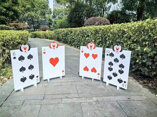 4 PCS Queen's Soldiers Yard Signs with Stakes Trick or Treat Party Hearts Costume Decor Large Lawn Sign Halloween Decorations Outdoor