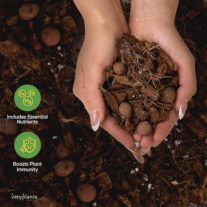 Molly's Aroid Mix - Premium Soilless Chunky Potting Mix for Tropical and Indoor Plants - Contains Orchiata Bark, Coco Chips, Worm Castings, Horticultural Charcoal, Mycorrhizae 5 Dry Quarts