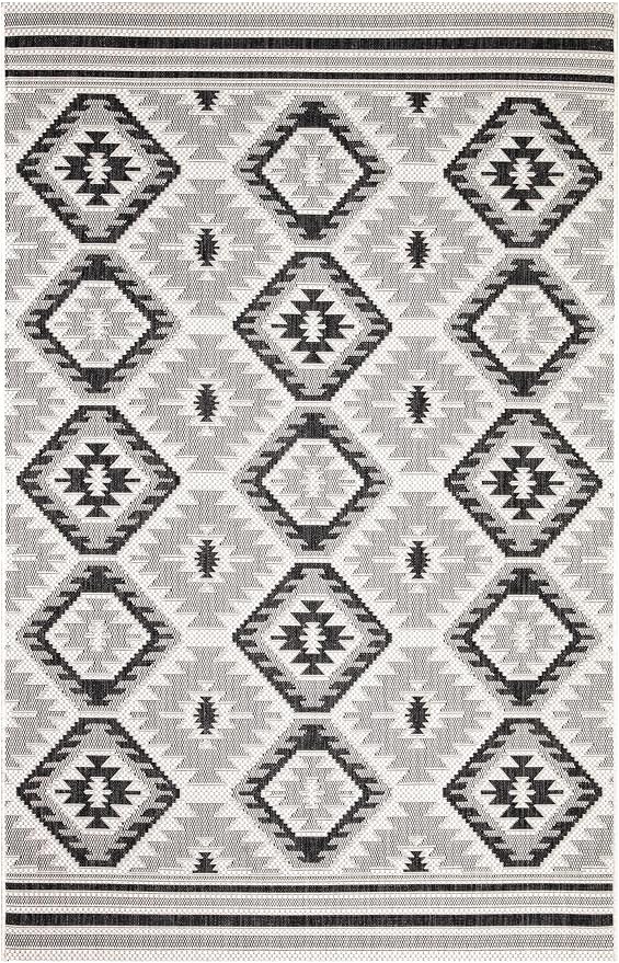 Keen Home Design Outdoor Rug - 5x8 Washable Indoor/Outdoor Rug for Patio, Balcony, Kitchen, Garden, Beach, Deck and Porch. Size: 5'1" x 7'7"
